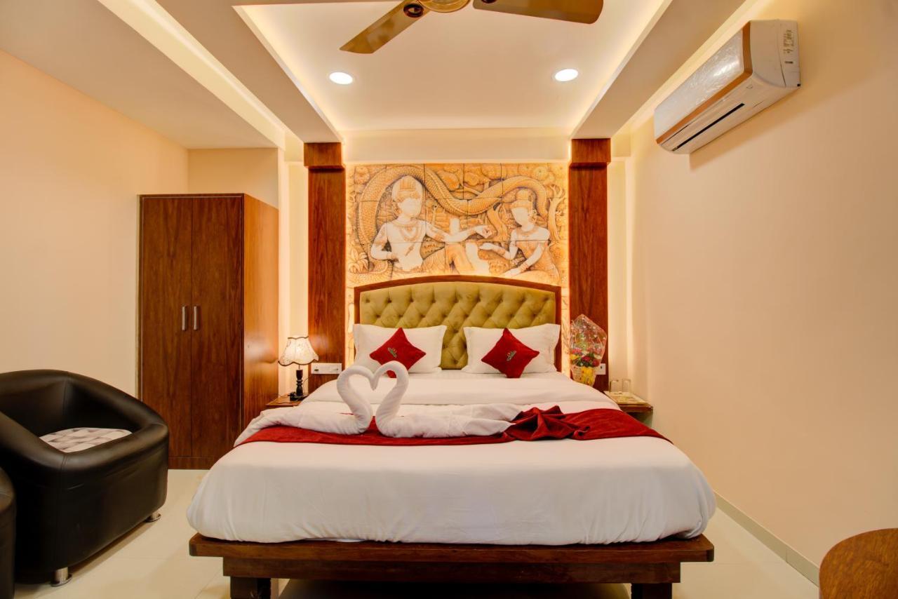 Hotel Samaira Residency Dive Extérieur photo