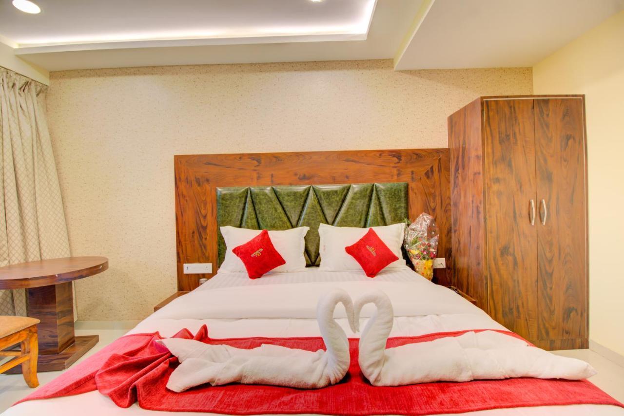 Hotel Samaira Residency Dive Extérieur photo
